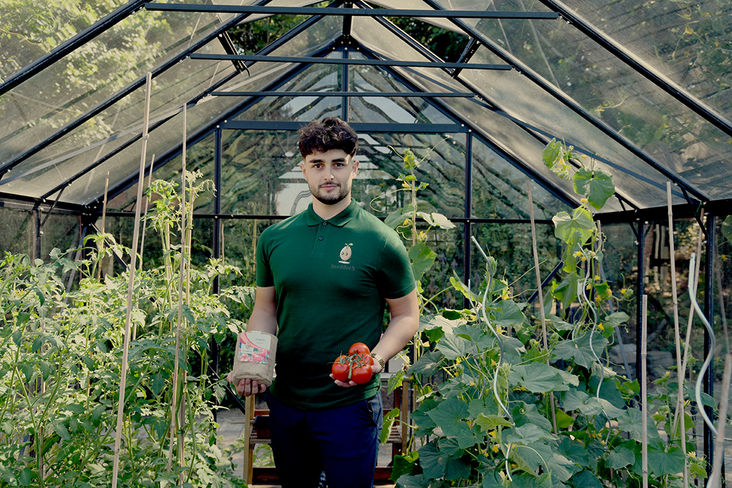 Tomaten voorzaaien in februari - Dé techniek voor sterke tomatenplanten